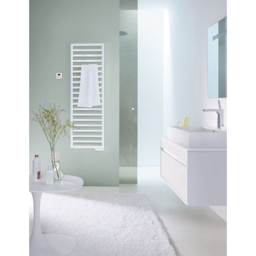 Полотенцесушитель Zehnder Quaro QAE-140-045/GD белый (RAL 9016)