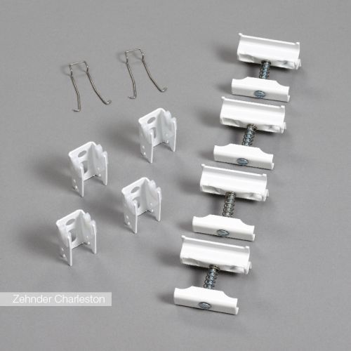 Радиатор трубчатый Zehnder Charleston Retrofit 2056, 16 сек.1/2 бок.подк. RAL9016 (кроншт.в компл)